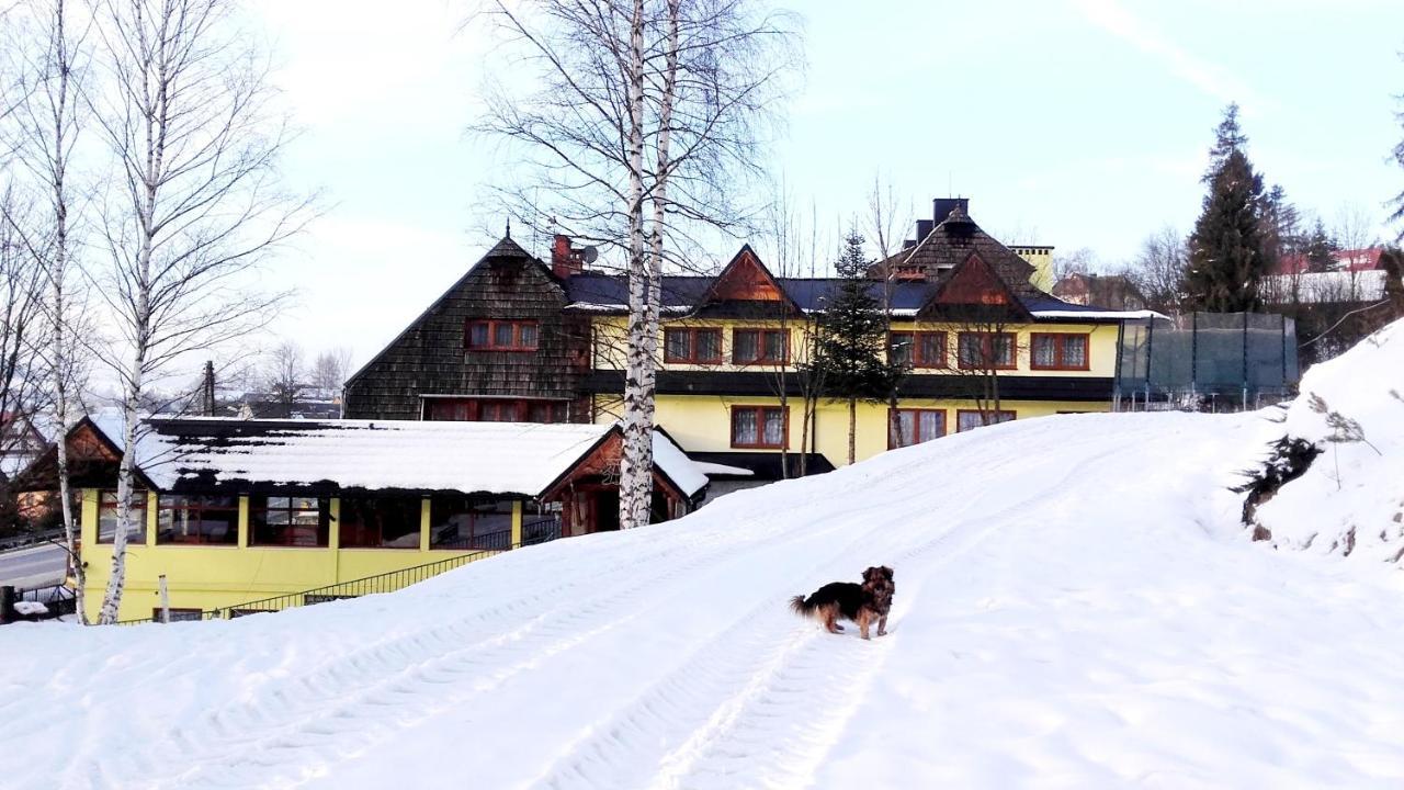 Ukazika Otel Orawka Dış mekan fotoğraf